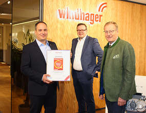 Windhager Geschäftsführer Roman Seitweger erhält Preis